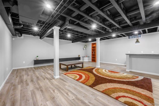 Finished Basement | Image 40