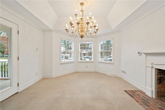 396 4 Th St, House other with 5 bedrooms, 3 bathrooms and 6 parking in Beaver PA | Image 7