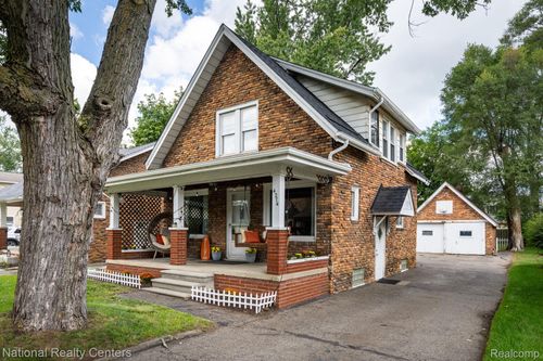 4274 Linda Ct, Waterford Twp, MI, 48329-4119 | Card Image