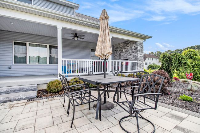 Expand your living space to the outdoors | Image 4