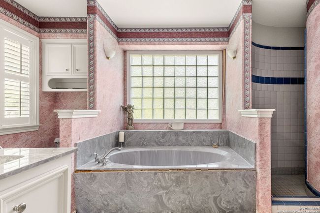 1434 Whispering Water, House other with 4 bedrooms, 3 bathrooms and null parking in Spring Branch TX | Image 19