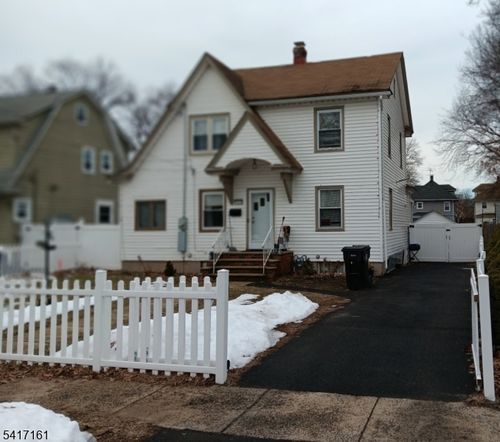 1028 W 5th St, Plainfield, NJ, 07063-1422 | Card Image