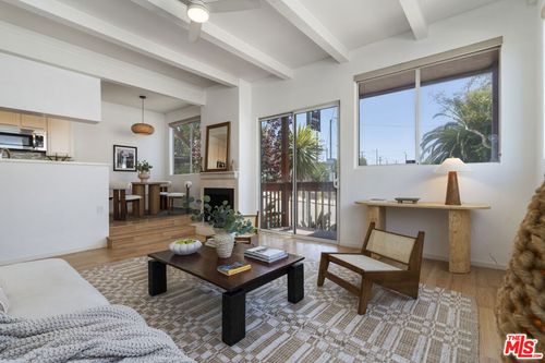 3-100 S Venice Blvd, Venice, CA, 90291-4381 | Card Image