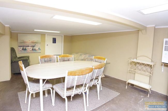 502 W Clam Cir, House other with 2 bedrooms, 3 bathrooms and null parking in Port Isabel TX | Image 51