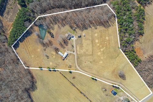 1825 Powell School Rd, Goodspring, TN, 38460-5366 | Card Image