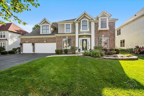 719 Chasewood Dr, South Elgin, IL, 60177-3229 | Card Image