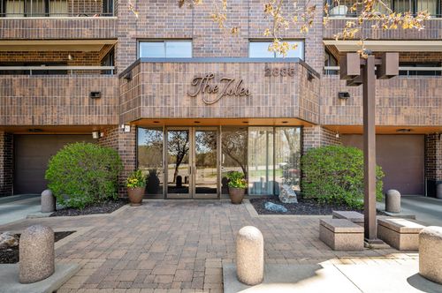 apt-202-2885 Knox Ave S, MINNEAPOLIS, MN, 55408-1853 | Card Image
