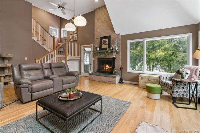 48 Dry Bridge Rd, House other with 5 bedrooms, 4 bathrooms and 5 parking in Canton CT | Image 15