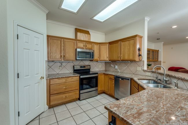 1588 Winding Creek Trl, House other with 4 bedrooms, 3 bathrooms and null parking in Spring Branch TX | Image 8