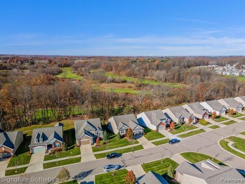 327 Bozeman Ct, Howell, MI, 48843-9244 | Card Image