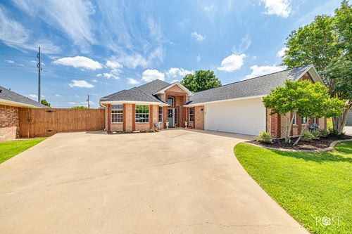 6027 Warwick Dr, San Angelo, TX, 76901-5213 | Card Image