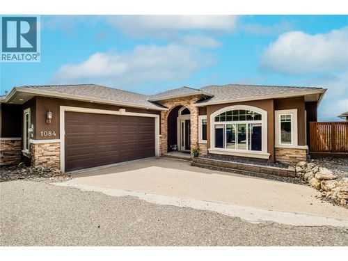 1084 Hume Ave, Kelowna, BC, V1P1P2 | Card Image