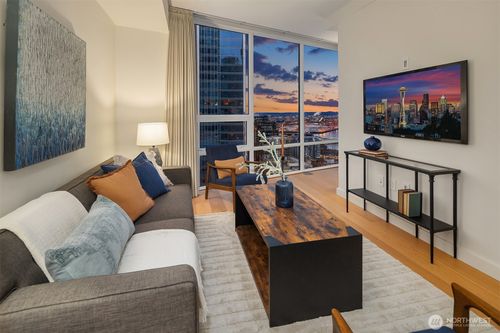 apt-1803-121 Stewart St, Seattle, WA, 98101-1111 | Card Image