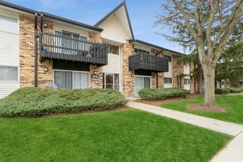 106-14B Kingery Quarter, Willowbrook, IL, 60527 | Card Image