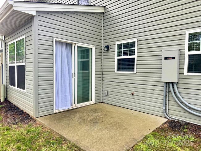 Rear patio off kitchen and bonus room | Image 15