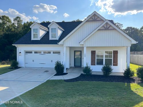 104 Woodford Ln, Vass, NC, 28394-8800 | Card Image