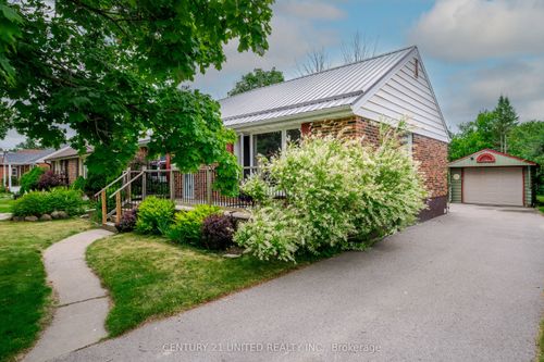 781 Cameron St, Peterborough, ON, K9J4A1 | Card Image