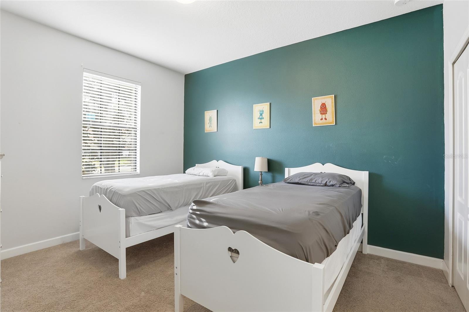 Residential Lease in DAVENPORT 4
