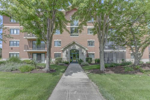 202-6810 Winding Trl, Oak Forest, IL, 60452-5210 | Card Image