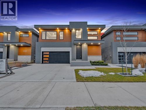 118 Bear St, Essex, ON, N8M0A9 | Card Image