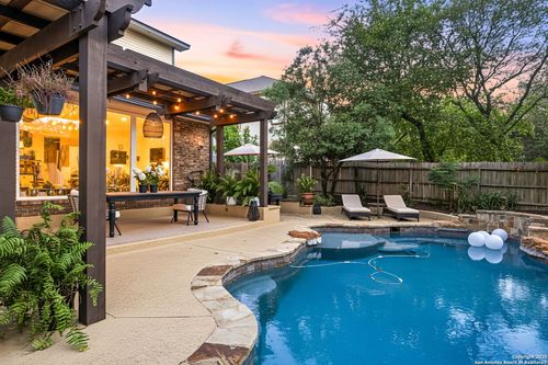 18039 Summer Knoll Dr, San Antonio, TX, 78258-3401 | Card Image