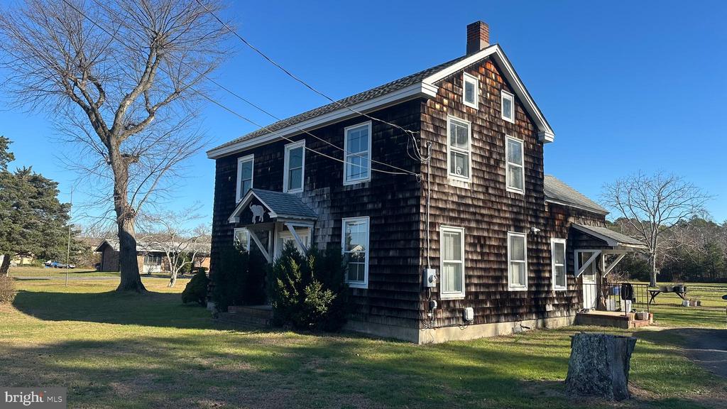 Residential in MANAHAWKIN 3