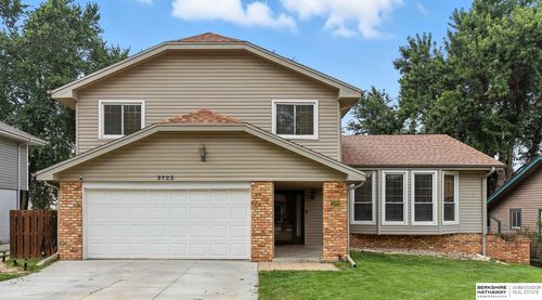 3722 Falcon Dr, Bellevue, NE, 68123-2250 | Card Image