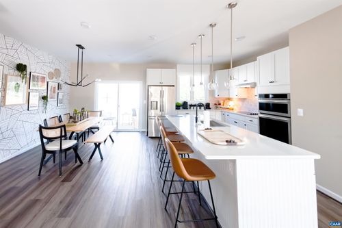 3094 Horizon Rd, CHARLOTTESVILLE, VA, 22902-6615 | Card Image