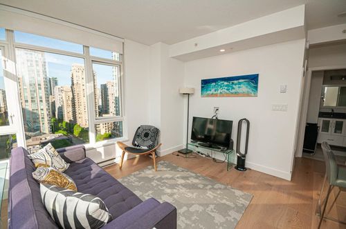 1306-480 Robson Street, Vancouver, BC, V6B1S1 | Card Image