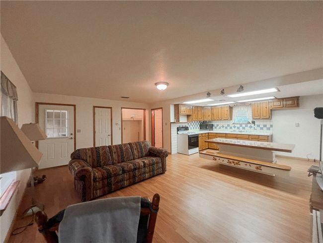 156 Naylor Rd, House attached with 4 bedrooms, 3 bathrooms and null parking in Calliham TX | Image 25