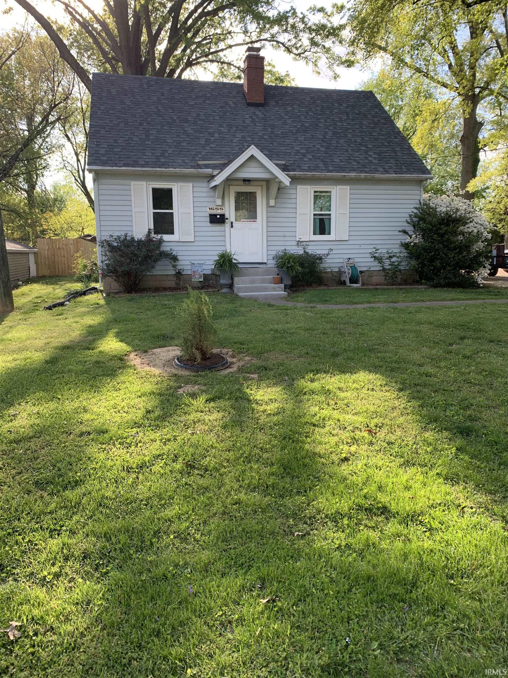 1655 Mc Connell Avenue, For Sale in Evansville Zoocasa