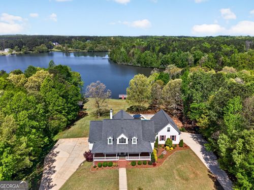 800 Watering Hole Pass, Williamson, GA, 30292-6829 | Card Image