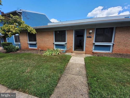 8676 Inyo Pl, Manassas Park, VA, 20111-2319 | Card Image
