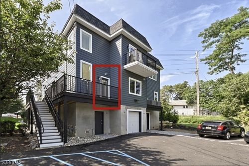 b-126 Newark Pompton Tpke, Pequannock, NJ, 07440-1315 | Card Image