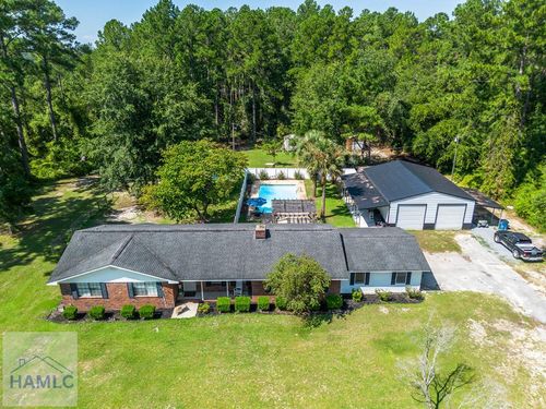126 Lena Dr, Jesup, GA, 31546-1903 | Card Image