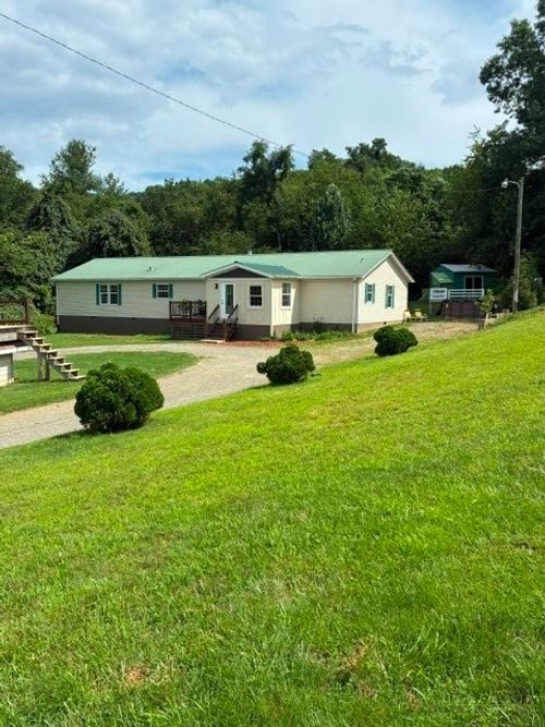 78 Joines St, Sparta, NC, 28675-9187 | Card Image
