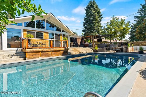 5106 Douglas Dr, Yakima, WA, 98908 | Card Image