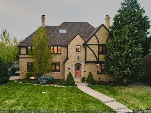 3811 E 26th Avenue Pkwy, Denver, CO, 80205-5018 | Card Image