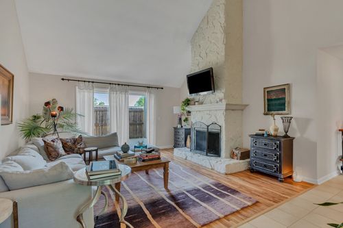 210 Raintree Dr, Hermitage, TN, 37076-2812 | Card Image