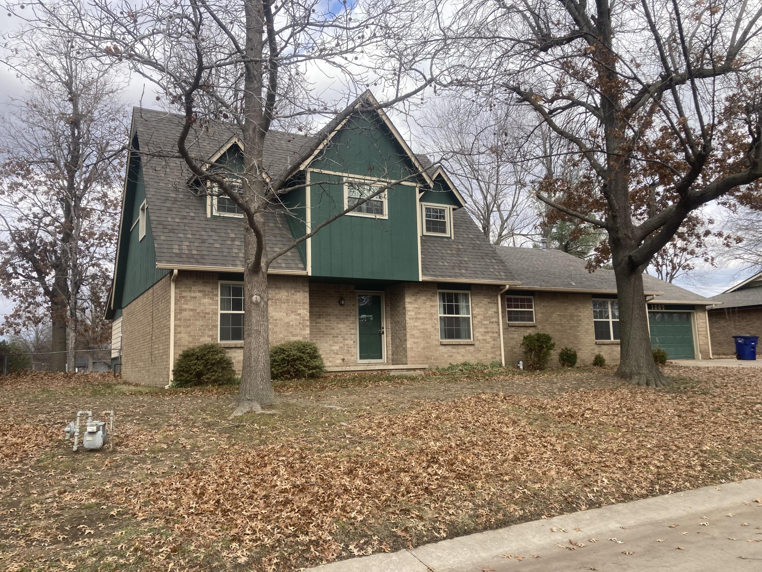Woodlawn Dr, Miami, OK 74354