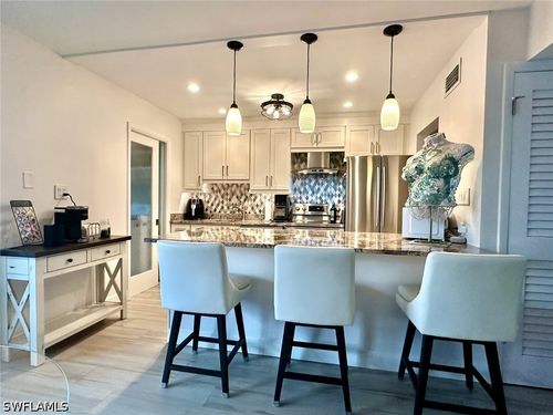 a29-788 Park Shore Dr, NAPLES, FL, 34103-3760 | Card Image