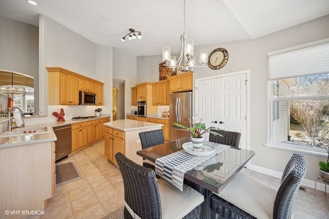 5582 Chapel Hl, House other with 3 bedrooms, 2 bathrooms and 2 parking in Gurnee IL | Image 19