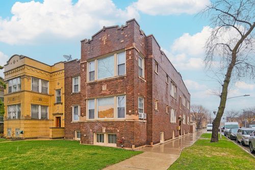 1e-3222 W Grace St, Chicago, IL, 60618-4404 | Card Image