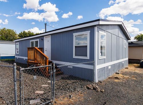 15610 W Highway 2, Medical Lake, WA, 99022-7001 | Card Image