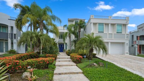 A63 Alcazar St, CAGUAS, PR, 00725 | Card Image