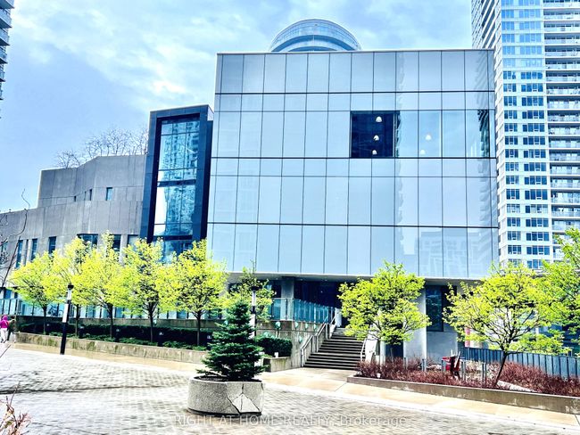 1109 - 85 Queens Wharf Rd, Condo with 1 bedrooms, 1 bathrooms and null parking in Toronto ON | Image 18