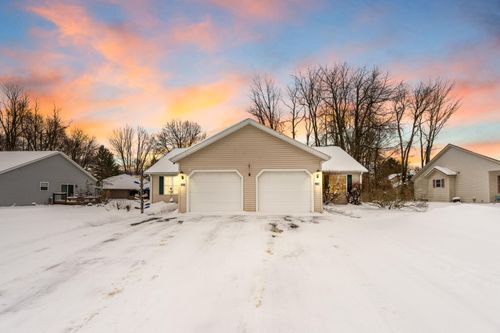 6105 Fairgrove St, Kalamazoo, MI, 49009-1892 | Card Image