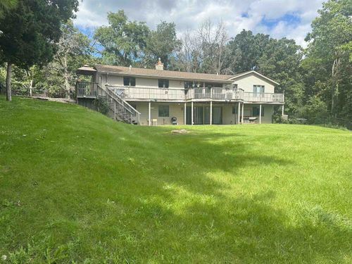 2604 N Emerald Grove Rd, Milton, WI, 53563-8618 | Card Image