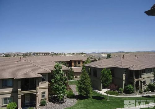 y2152-6850 Sharlands Ave, Reno, NV, 89523-2781 | Card Image