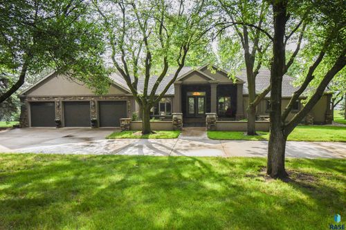 312 W Lyncrest Trl, Sioux Falls, SD, 57108-3810 | Card Image